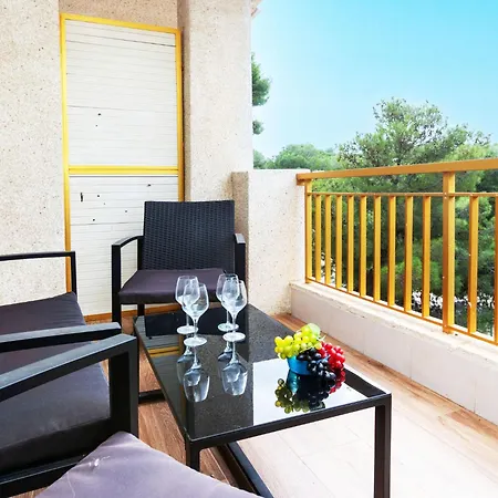 Apartment Catalunya 92-17 By Interhome Salou